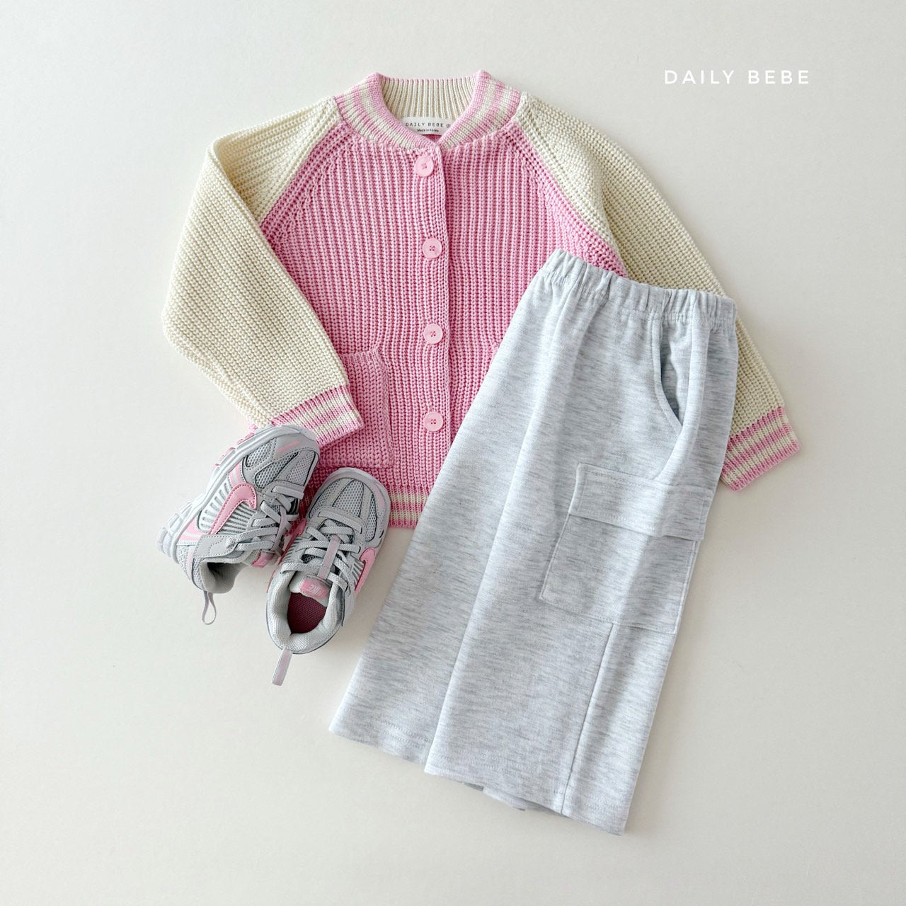 (Pre-order) Daily Bebe - Kids' Varsity Cardigan 바시티 가디건 (2 Colors)
