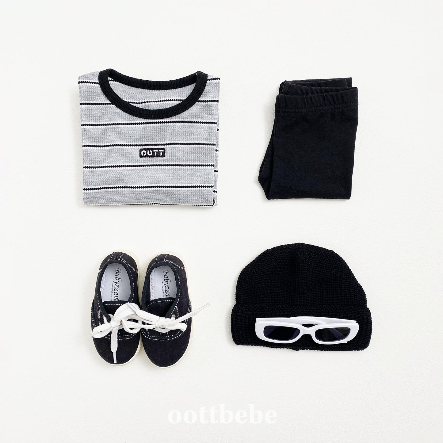 (Pre-order) OOTTBEBE - Urban Stripe Tee 어반스트라이프티 (2 Colors)