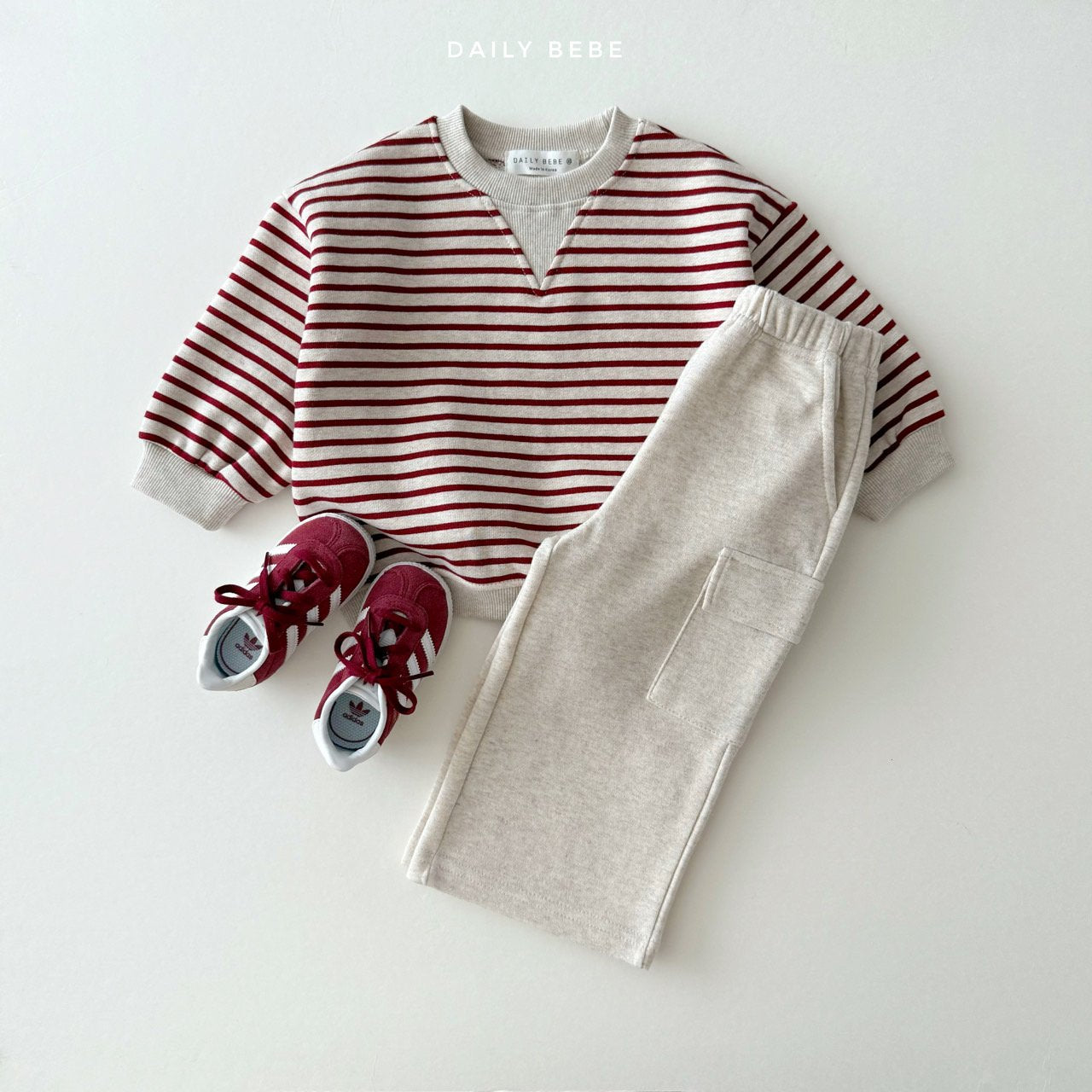 (Pre-order) Daily Bebe - Kids’ Triangle Stripe Sweatshirt 단가라 삼각 맨투맨 (2 Colors)