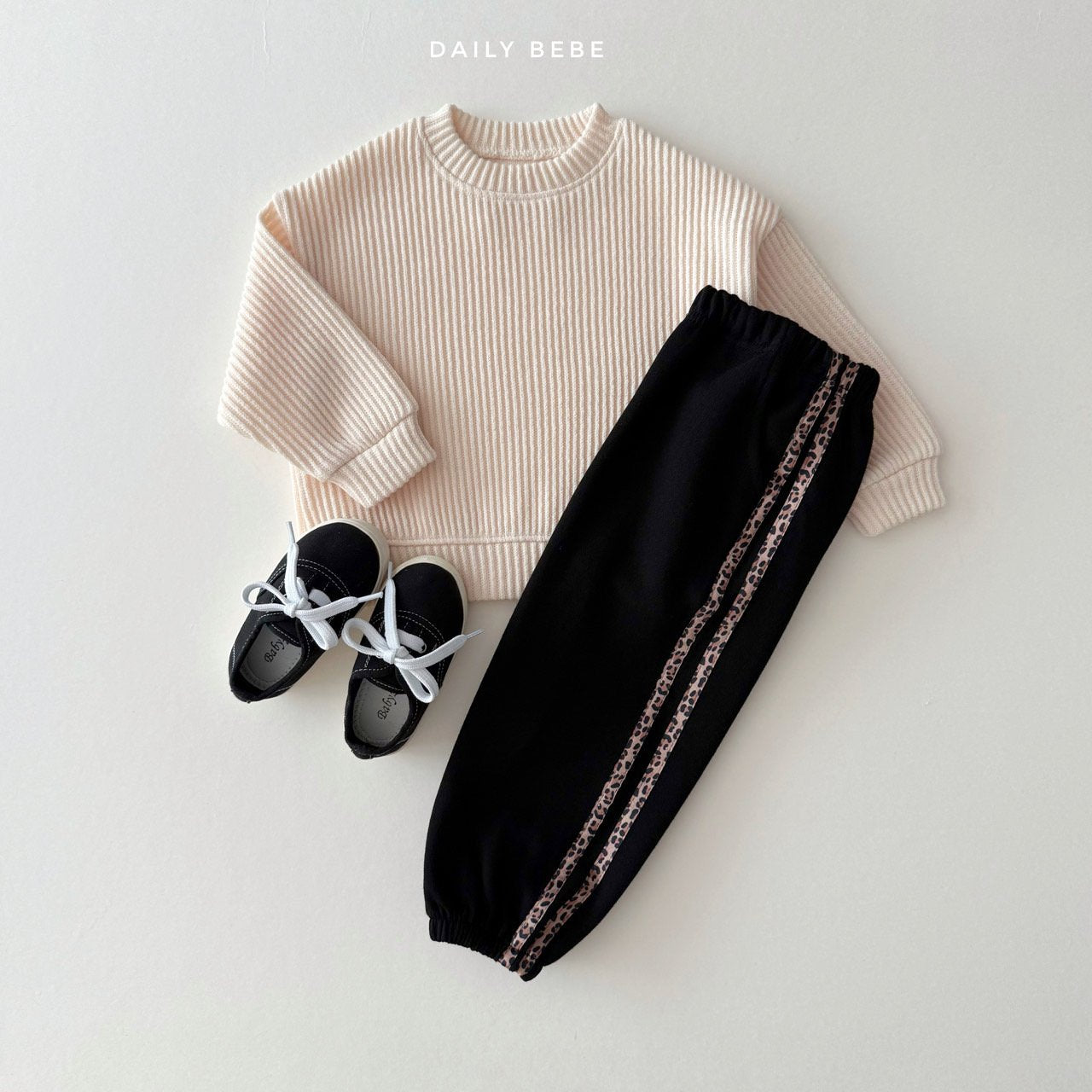 (Pre-order) Daily Bebe - Kids’ Ribbed Knit Sweatshirt 골지니트 맨투맨 (3 Colors)