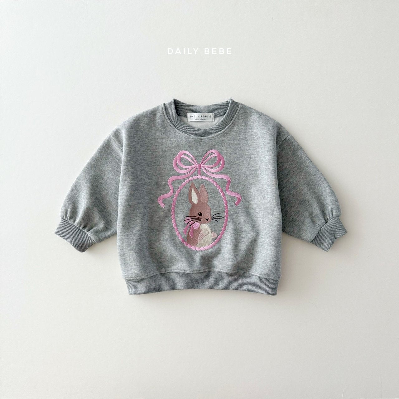 (Pre-order) Daily Bebe - Kids' Bunny Embroidery Sweatshirt 토끼 자수 맨투맨 (2 Colors)