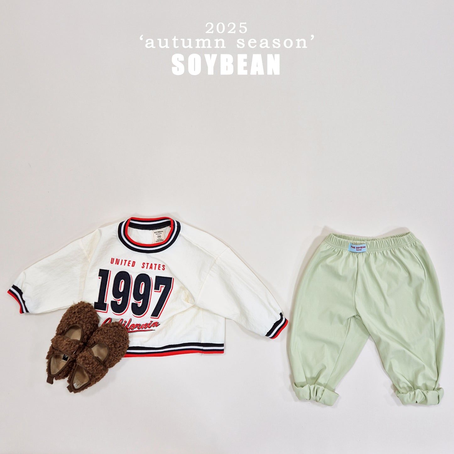 (Pre-order) Soybean Kids - 1997 Washed Embroidery Sweatshirt 1997와샤맨투맨 (2 Colors)