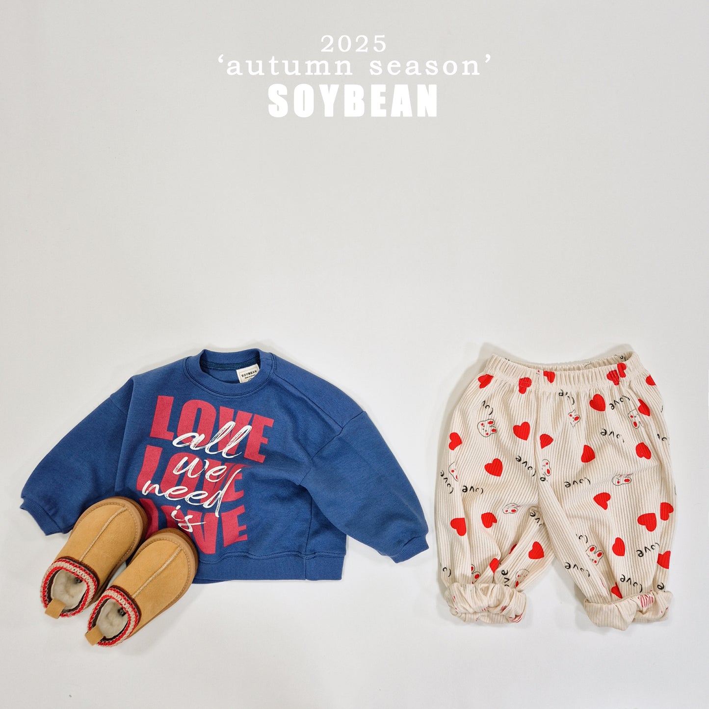 (Pre-order) Soybean Kids - Love Sweatshirt 러브맨투맨 (2 Colors)