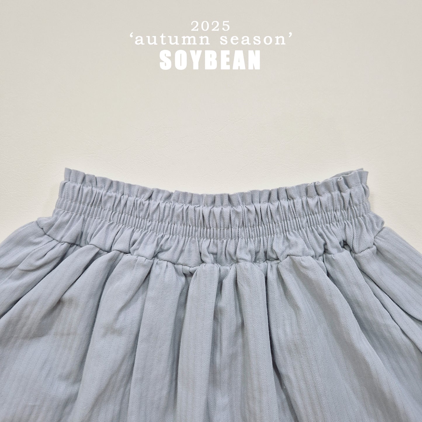 (Pre-order) Soybean Kids - Love Frill Skirt 러브스커트 (2 Colors)