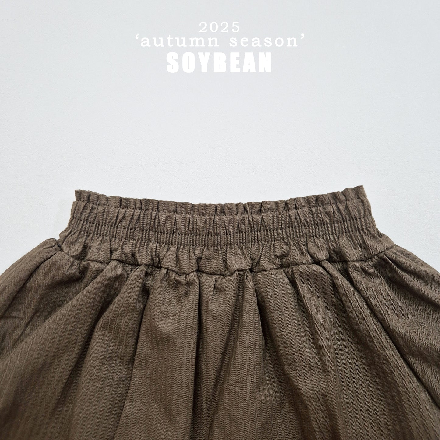 (Pre-order) Soybean Kids - Love Frill Skirt 러브스커트 (2 Colors)
