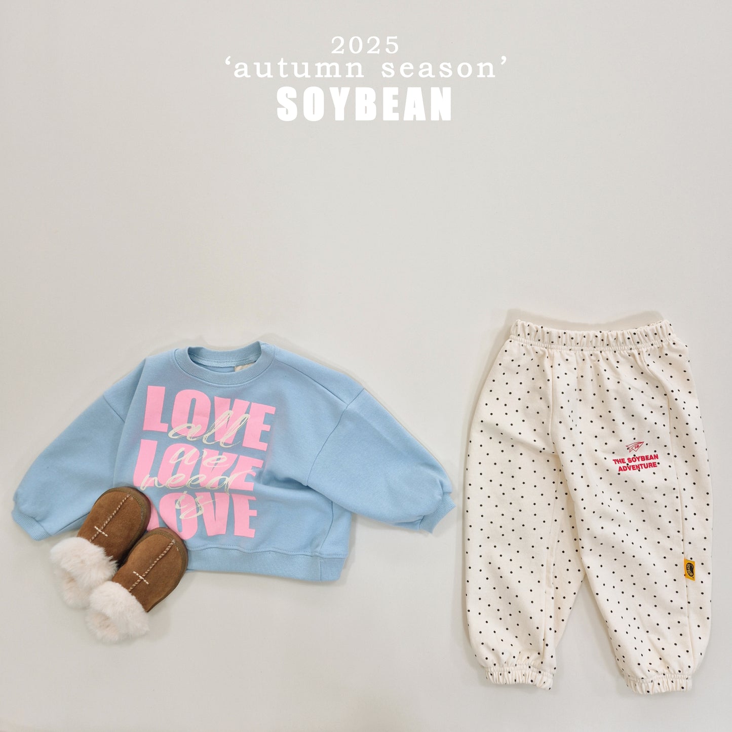 (Pre-order) Soybean Kids - Love Sweatshirt 러브맨투맨 (2 Colors)