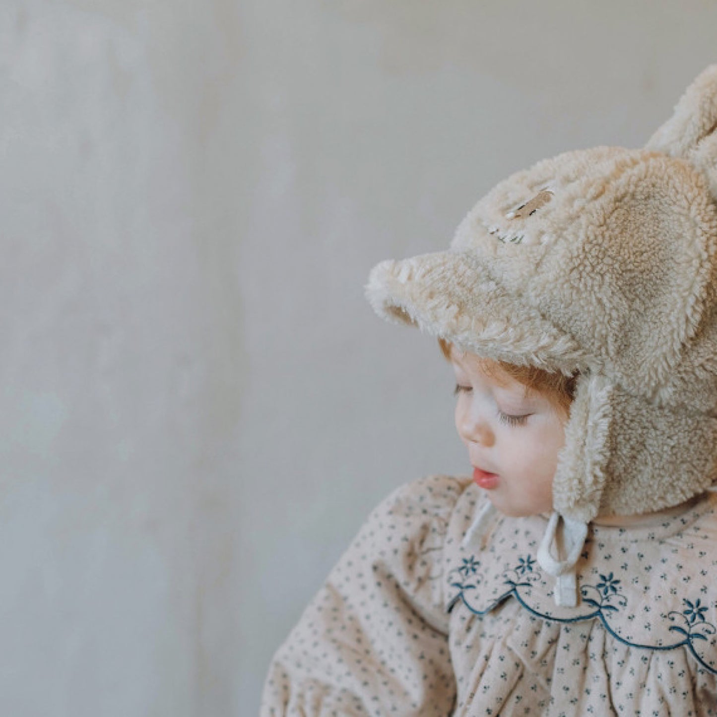 (KoongsKoongs) Forest Bunny Winter Fur Hat (2 Colors)