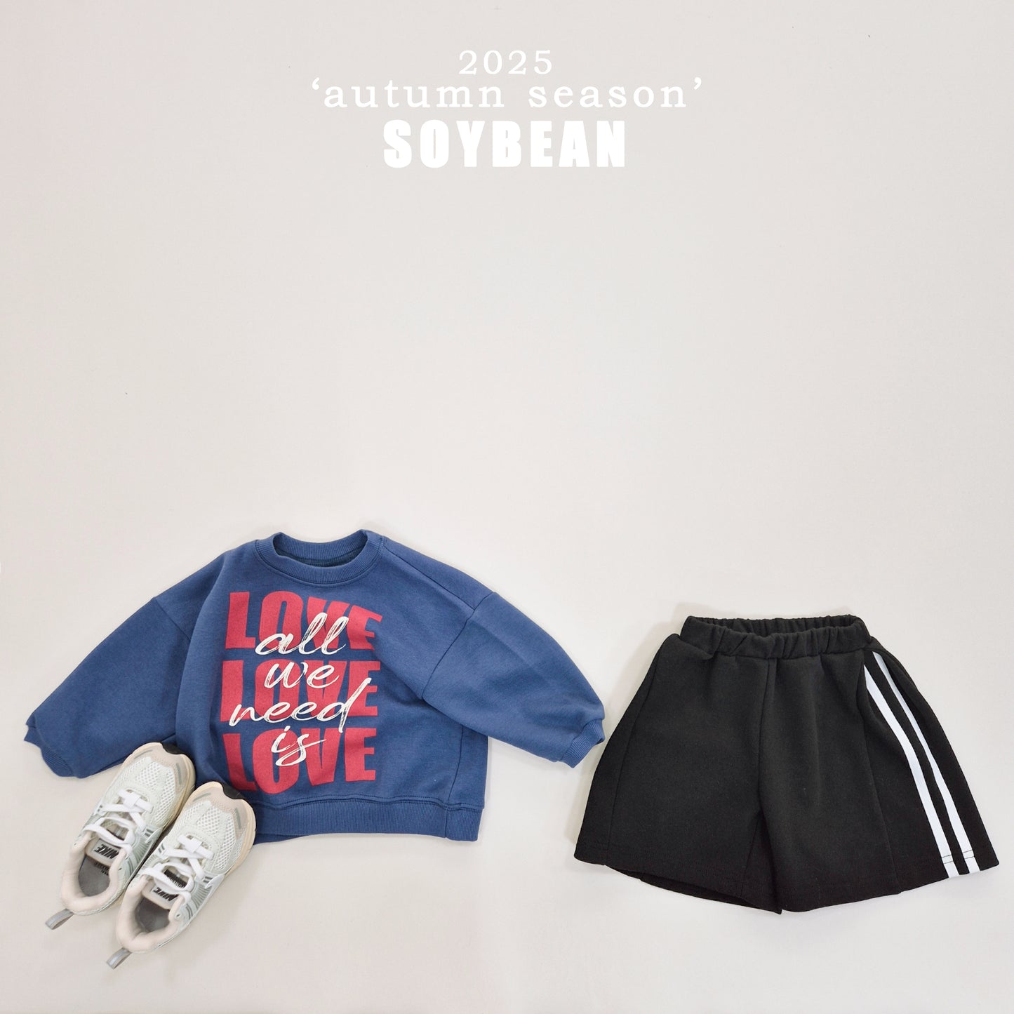 (Pre-order) Soybean Kids - Love Sweatshirt 러브맨투맨 (2 Colors)