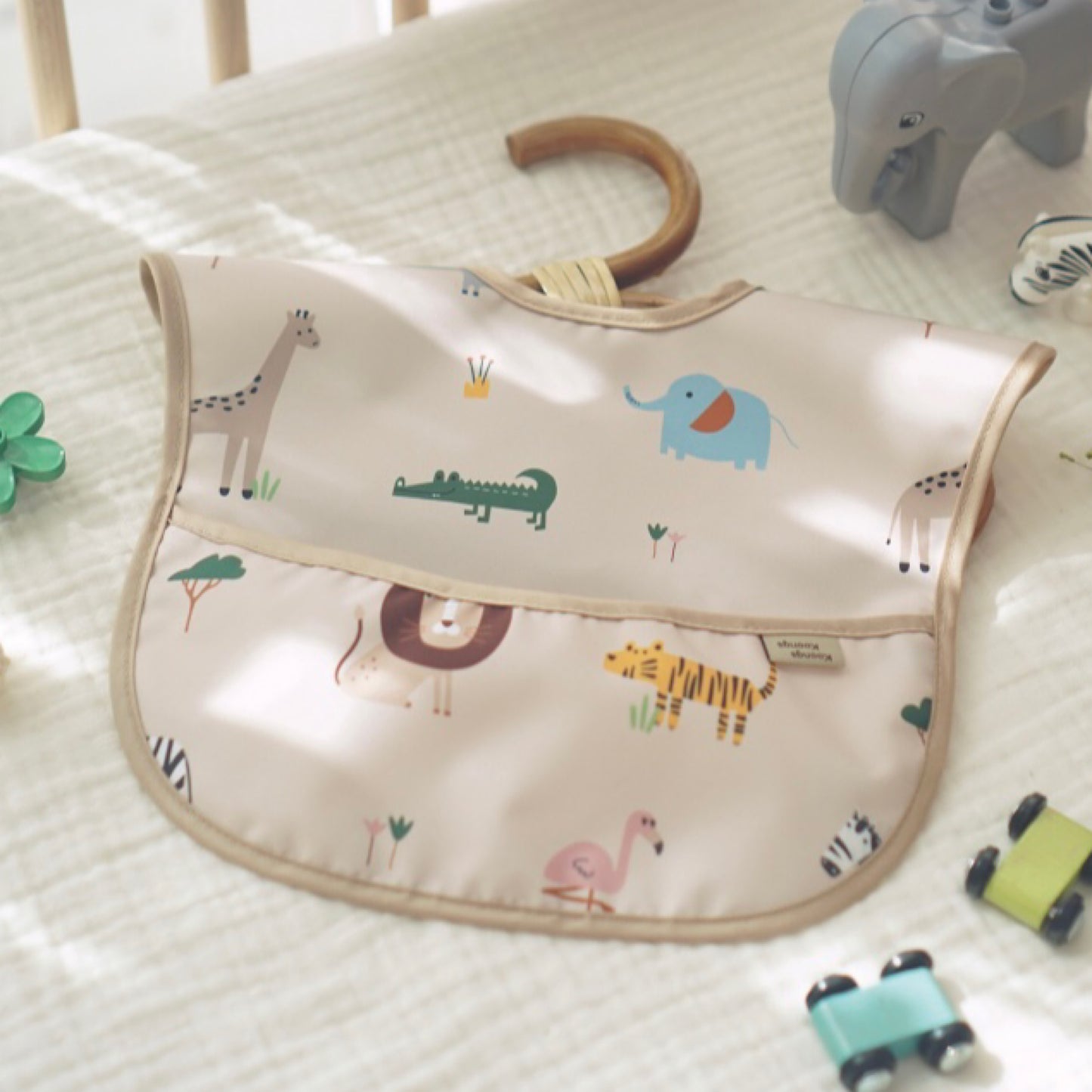 (KoongsKoongs) Waterproof Short Bib (3 Colors)