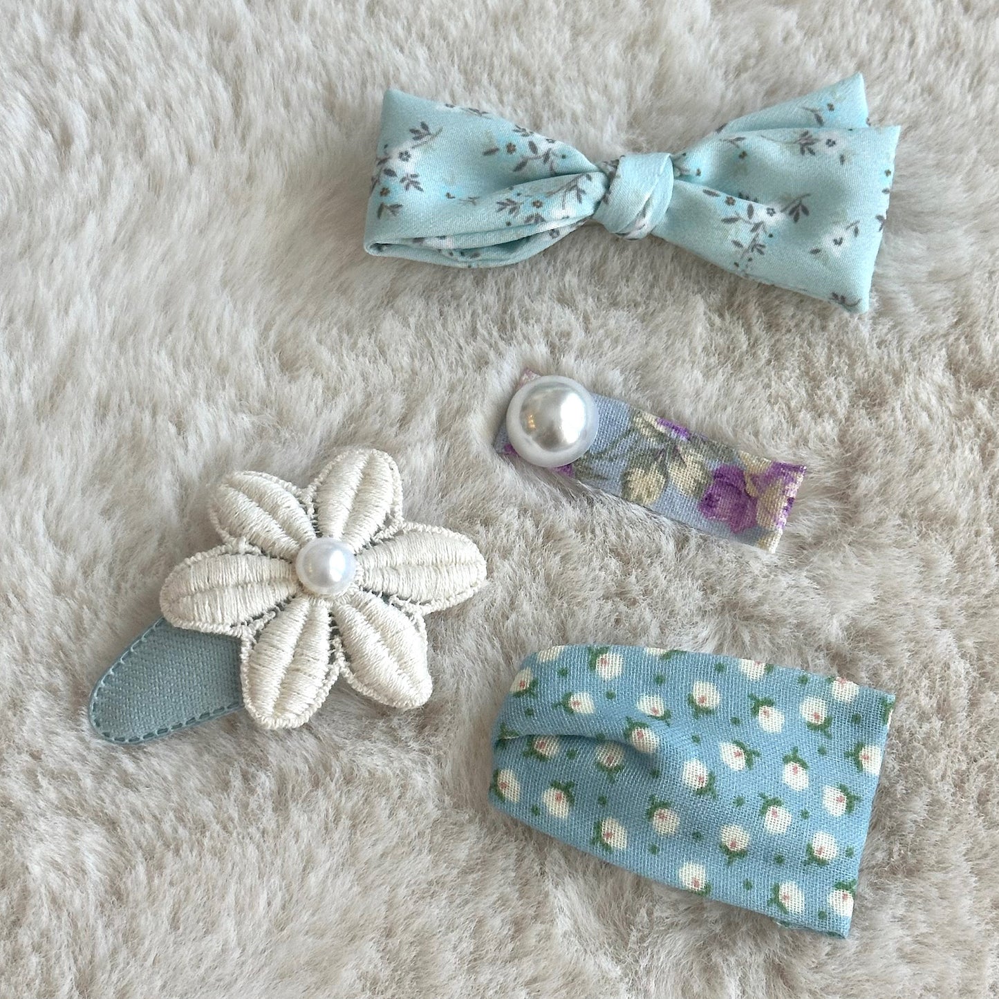 (Chenny Bong Bong) Kids’ Blue Blossom Clips 4-piece Set