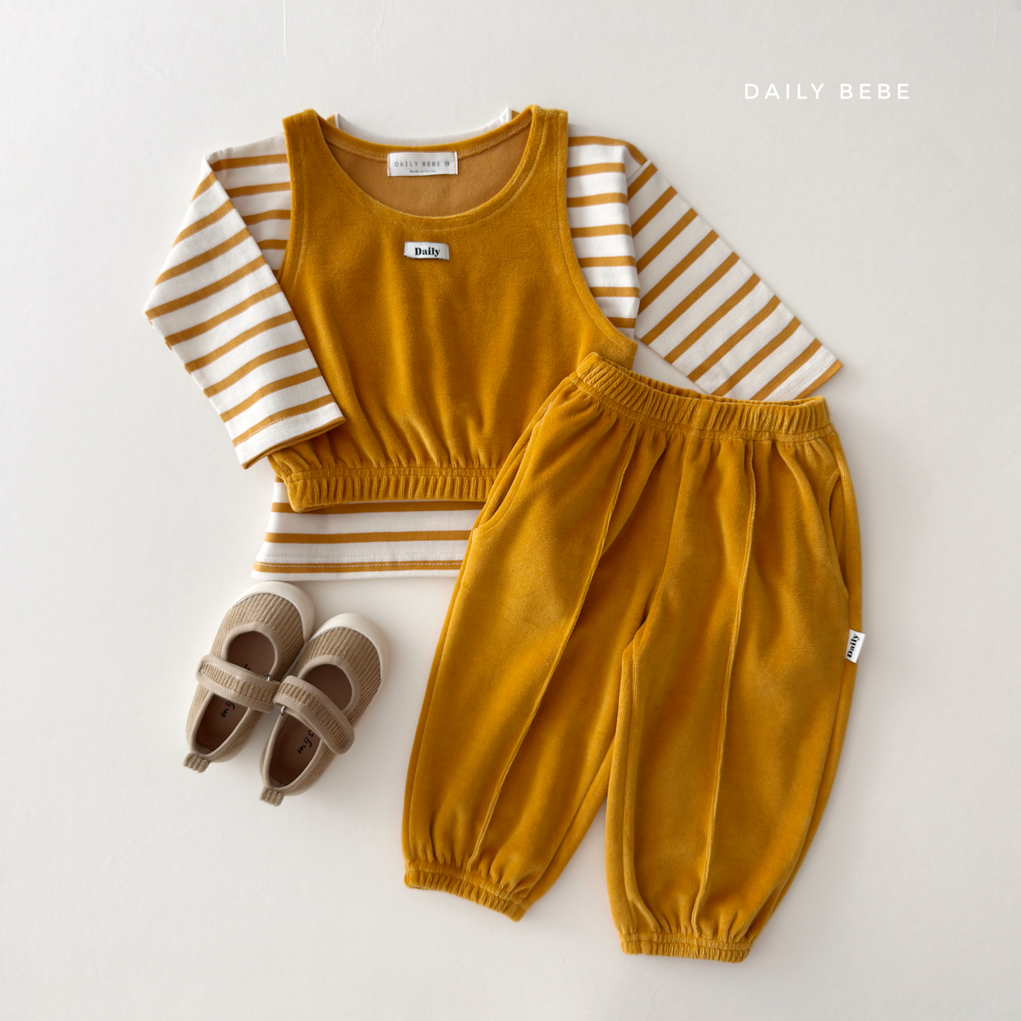 (Pre-order) Daily Bebe Fall - Kids' Soft Velour Top & Bottom Set 벨로아 셋업 (4 Colors)