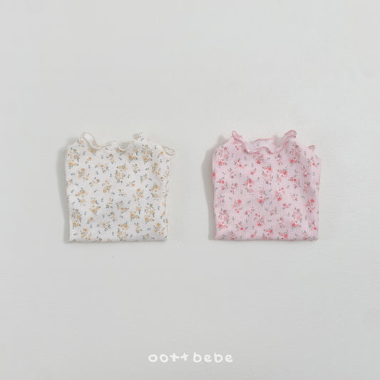 (Pre-order) OOTTBEBE Summer - Floral Daily Tee 데이지날라리티 (2 Colors)