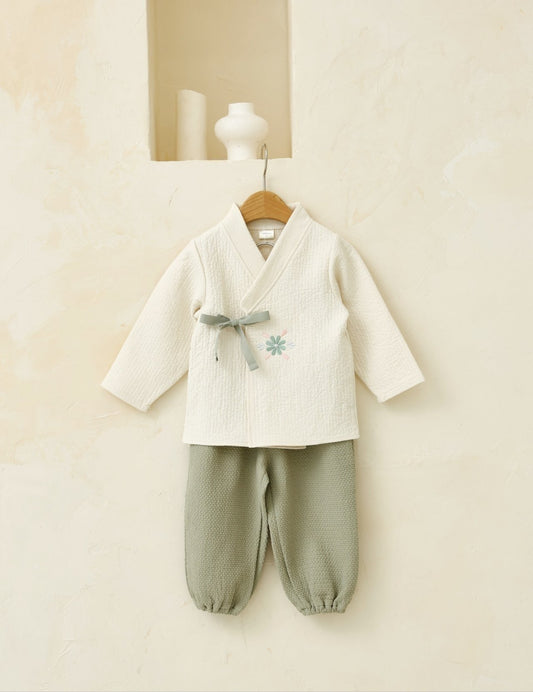 (Pre-order) bbb - Doryeong Hanbok 도령한복