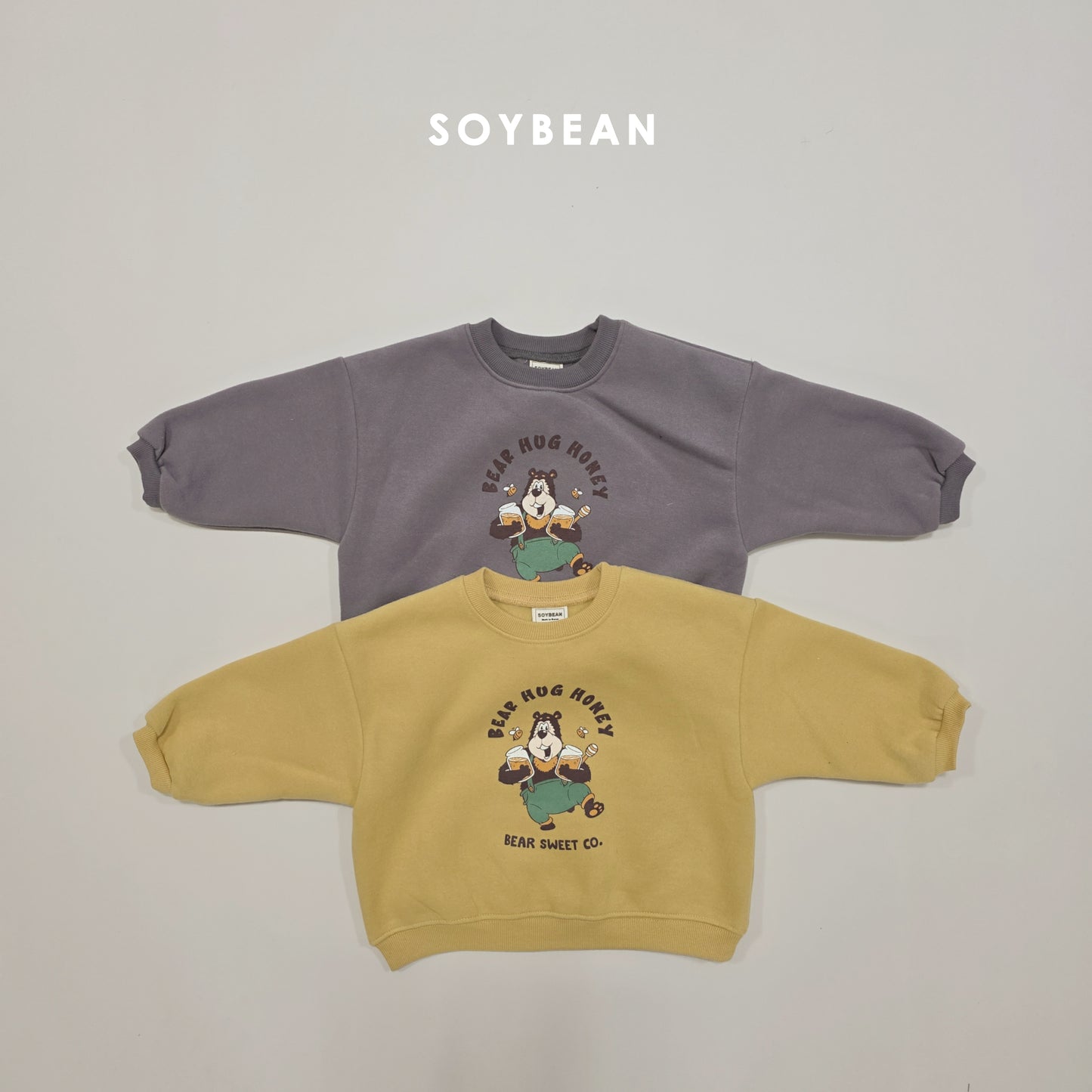 (Pre-order) Soybean Kids Winter - Honey Bear Fleece-Lined Sweatshirt 허니베어양기모맨투맨 (2 Colors)