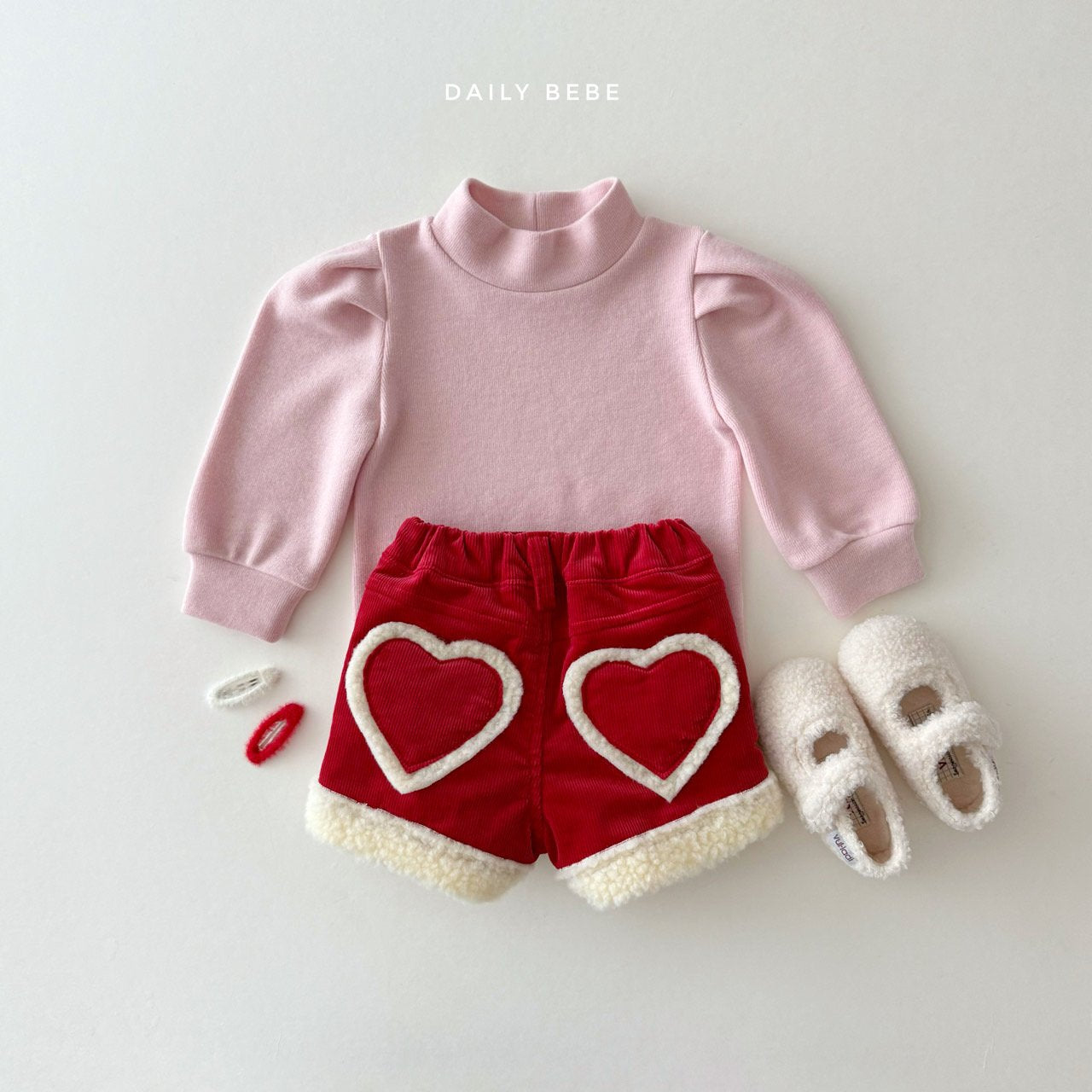 (Pre-order) Daily Bebe Winter - Kids' Peach Puff Mock-Neck Top 피치 퍼프티 (2 Colors)