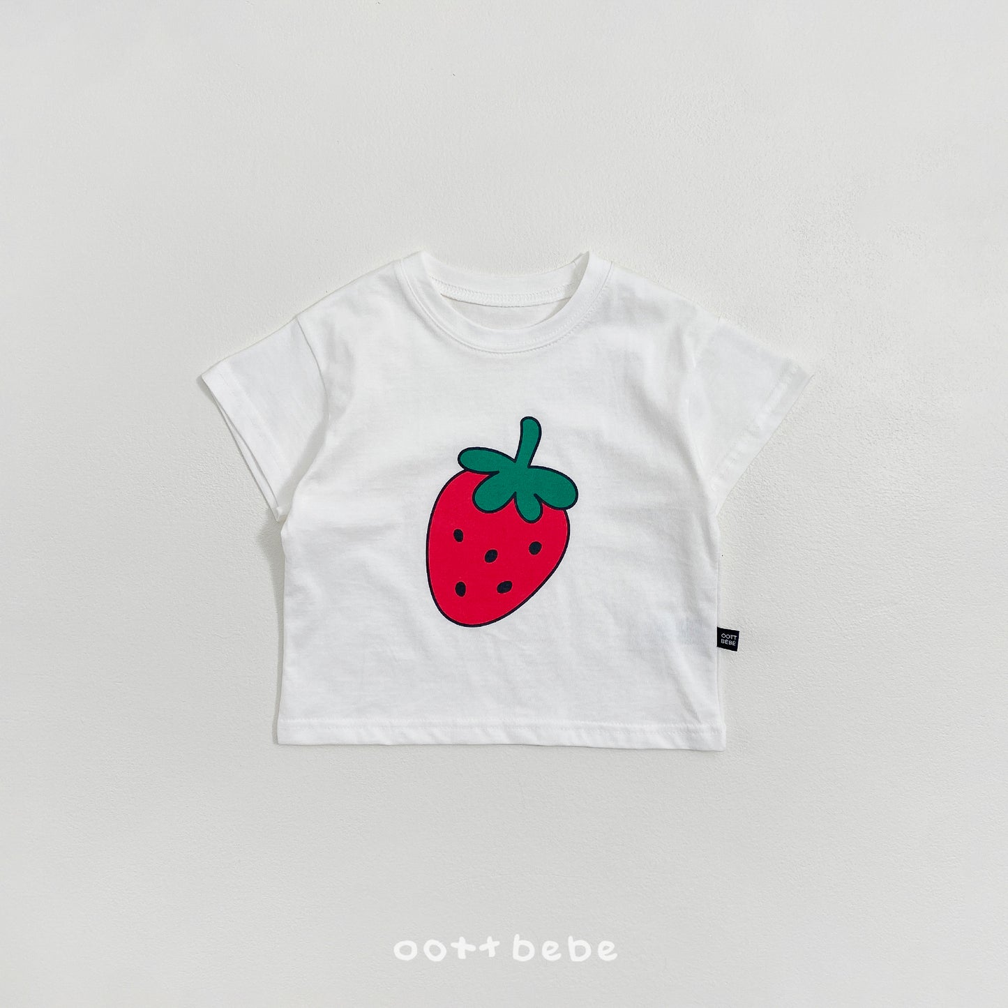 (Pre-order) OOTTBEBE Summer - Happy Friends T-shirt 해피프렌즈티셔츠 (4 Colors)