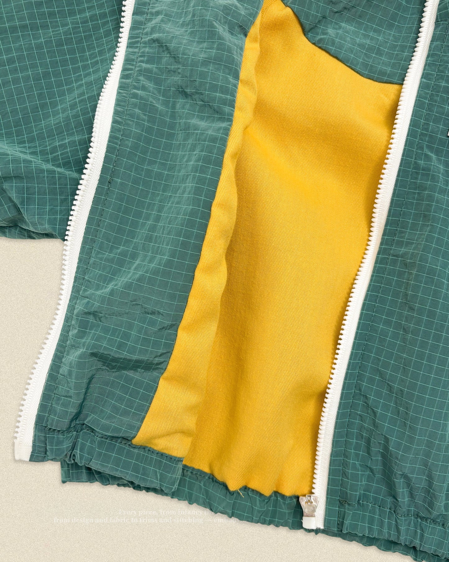 (Pre-order) OOTTBEBE Fall - High Teen Windbreaker - 하이틴바람막이 (2 Colors)