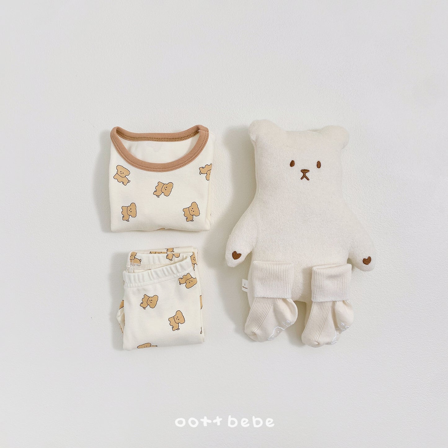 (Pre-order) OOTTBEBE Winter - Mung-Mung Pajama Set 멍멍실내복 (2 Colors)