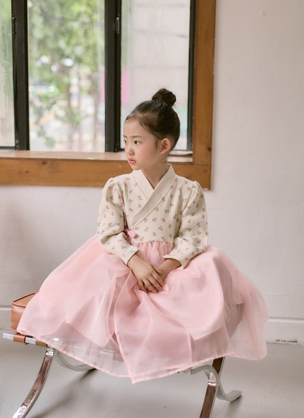 (Pre-order) bbb -  Goun Hanbok 고운한복
