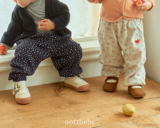 (Pre-order) OOTTBEBE - Melody Gojengi Pants 멜로디고쟁이팬츠 (4 Colors)
