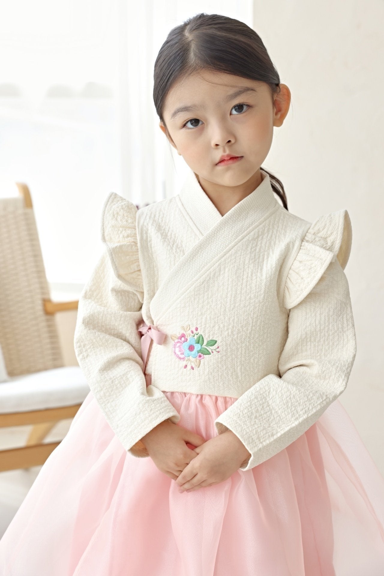 (Pre-order) bbb - Assi Hanbok 아씨한복 (Pink)