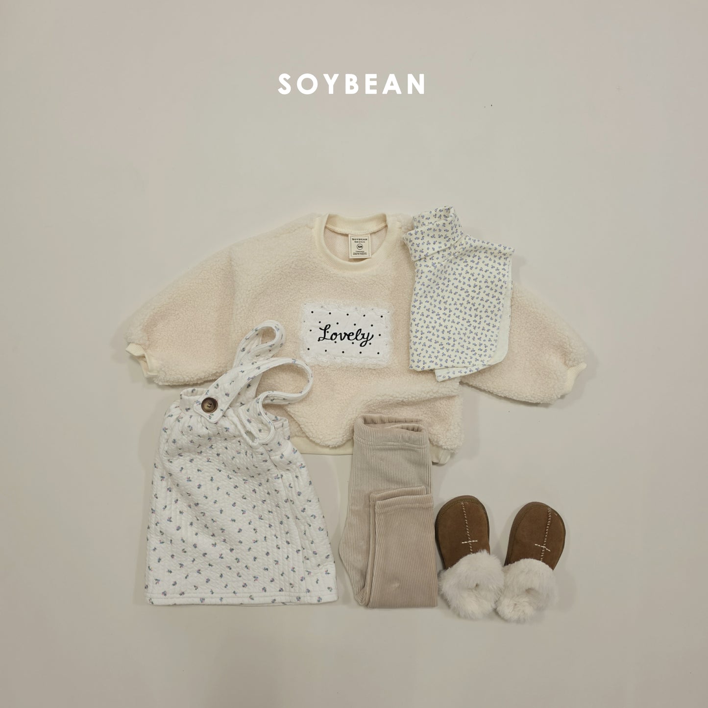 (Pre-order) Soybean Kids Winter - Lovely Bouclé Embroidered Sweatshirt 러블리뽀글맨투맨 (2 Colors)