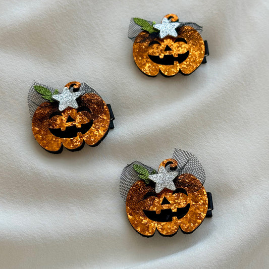 (Chenny Bong Bong) Kids’ Glittery Jack-O’-Lantern Hair Clip (1 Piece)