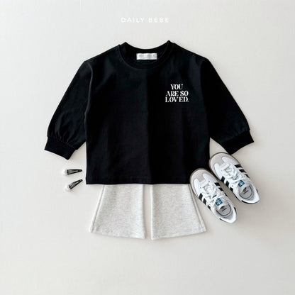 (Pre-order) Daily Bebe - Kids’ Loved Tee 러브드티 (2 Colors)
