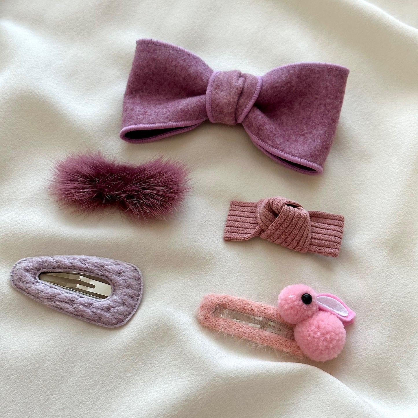 (Chenny Bong Bong) Kids’ Indie Pink Winter Hair Clips 5-piece Set