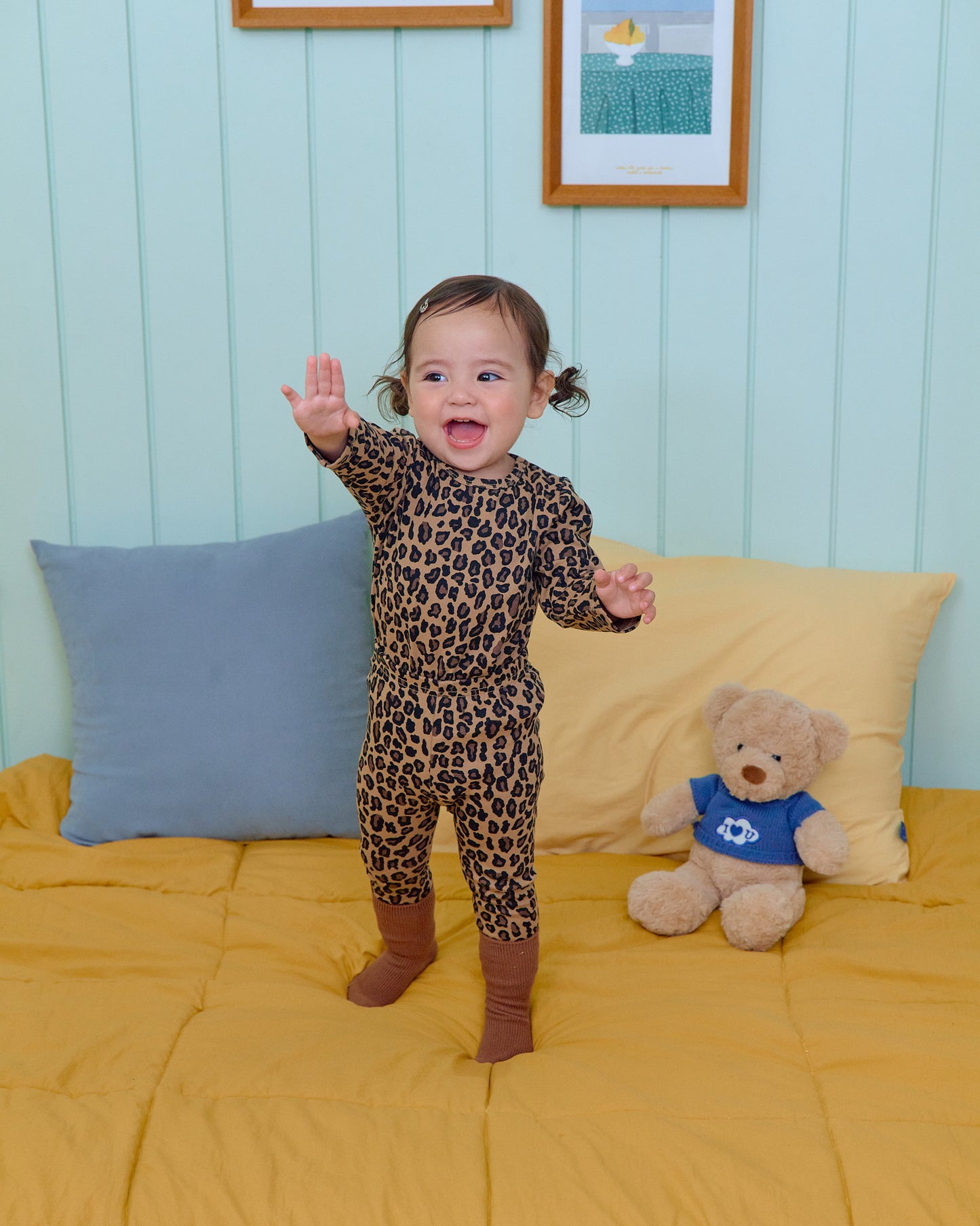 (Pre-order) OOTTBEBE Fall - Little Leopard Pajama Set 리틀호피실내복 (2 Colors)