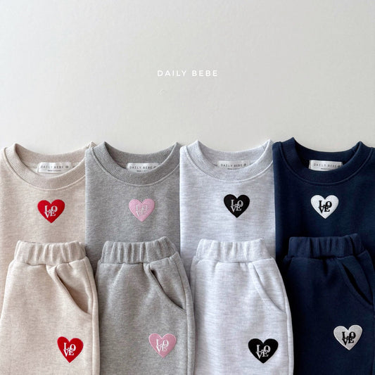 (Pre-order) Daily Bebe - Kids’ Love Embroidered Top & Bottom Set 러브자수 상하세트 (4 Colors)