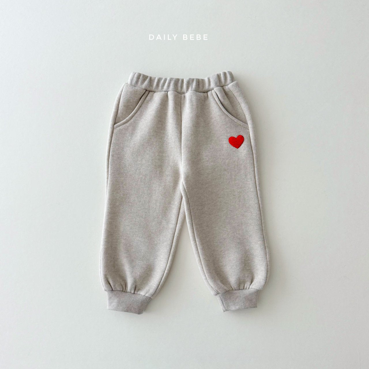 (Pre-order) Daily Bebe Winter - Kids’ Love Jogger Top & Bottom Set 러브 조거세트 (5 Colors)
