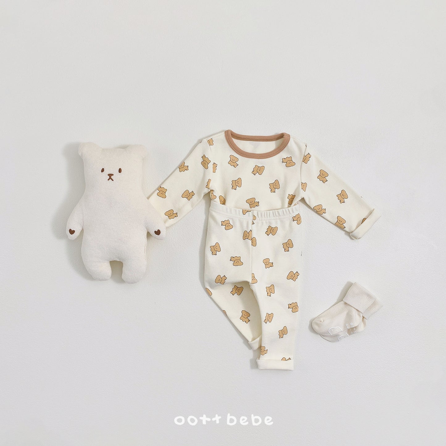 (Pre-order) OOTTBEBE Winter - Mung-Mung Pajama Set 멍멍실내복 (2 Colors)