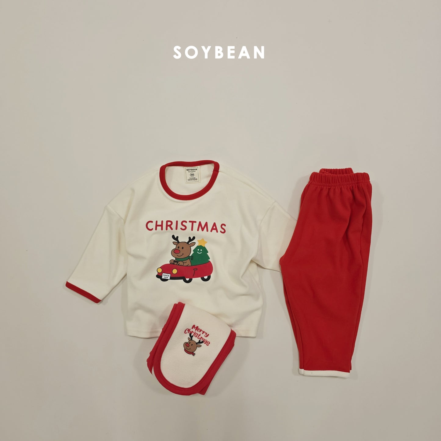 (Pre-order) Soybean Kids Winter - Merry Mongle Loose Pajama Set 메리몽글루즈실내복 (2 Colors)