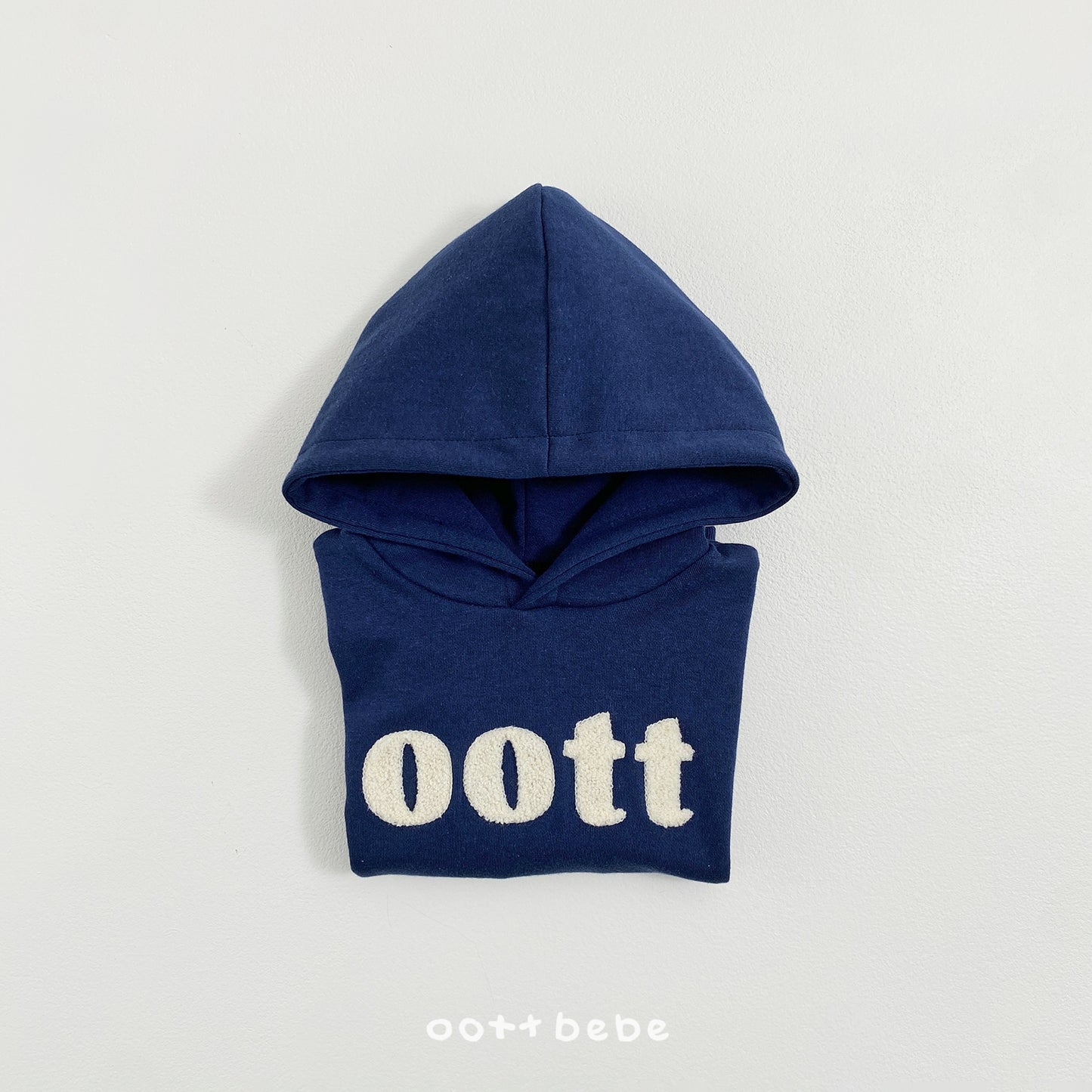 (Pre-order) OOTTBEBE Spring - Bouclé Hoodie 댄디부클후드맨투맨 (2 Colors)