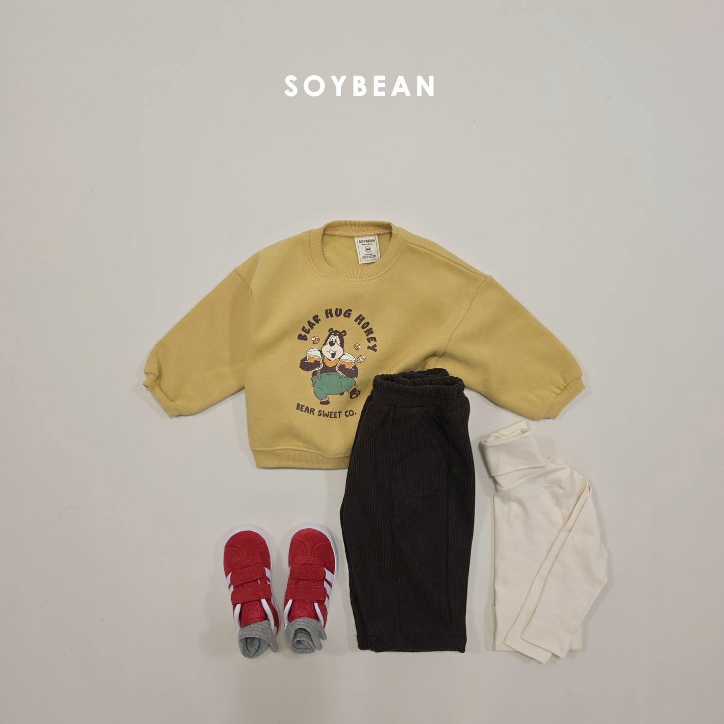 (Pre-order) Soybean Kids Winter - Honey Bear Fleece-Lined Sweatshirt 허니베어양기모맨투맨 (2 Colors)