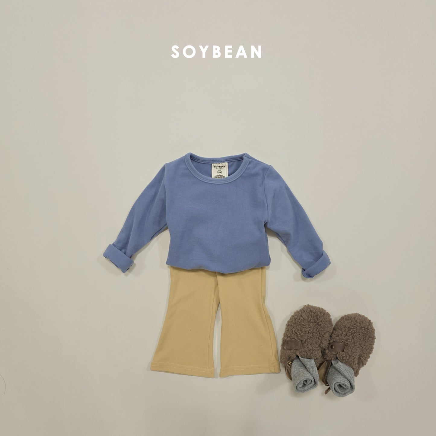 (Pre-order) Soybean Kids Winter - Puffy Contrast Flare Set 퐁실배색플레어세트 (3 Colors)