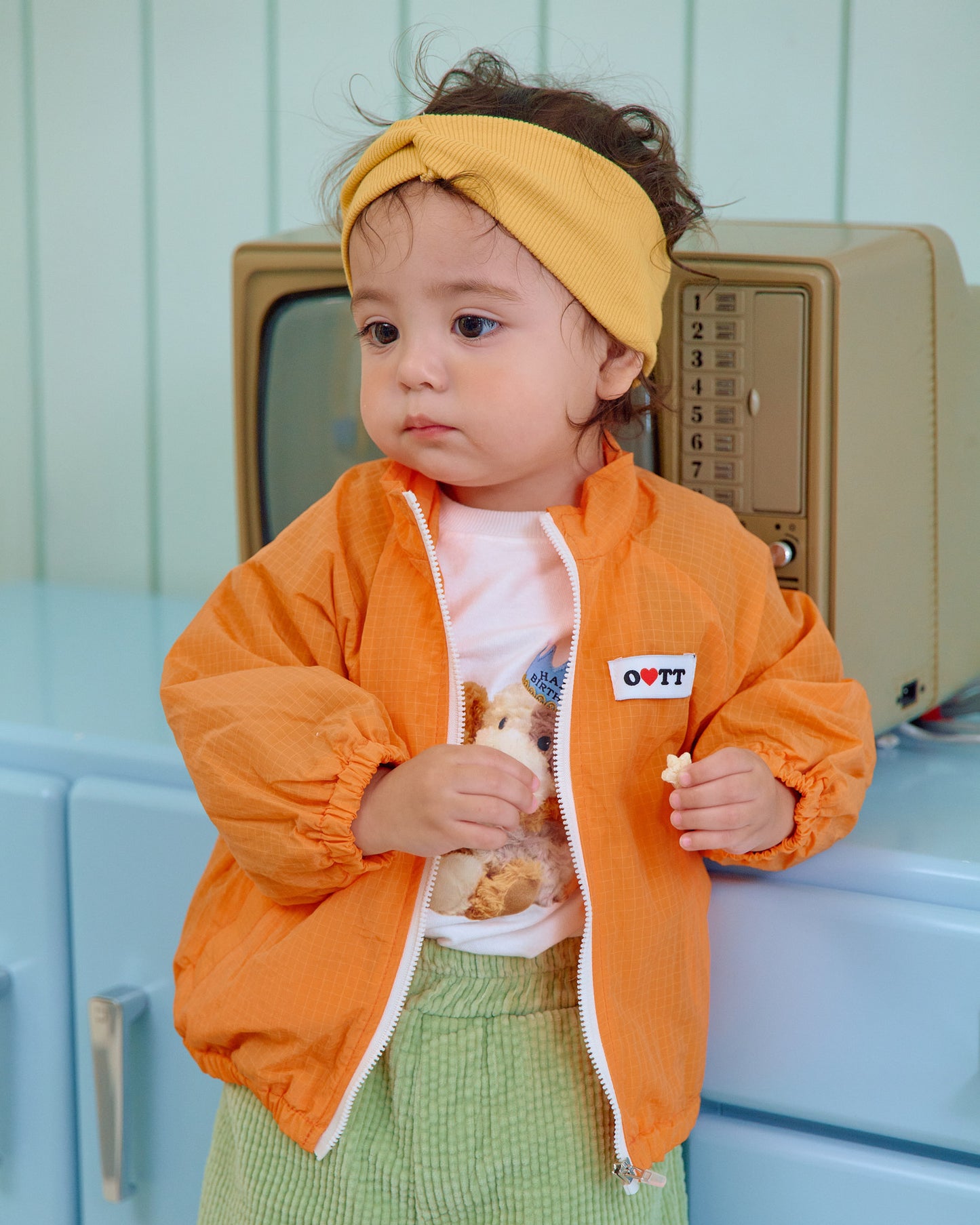 (Pre-order) OOTTBEBE Fall - High Teen Windbreaker - 하이틴바람막이 (2 Colors)