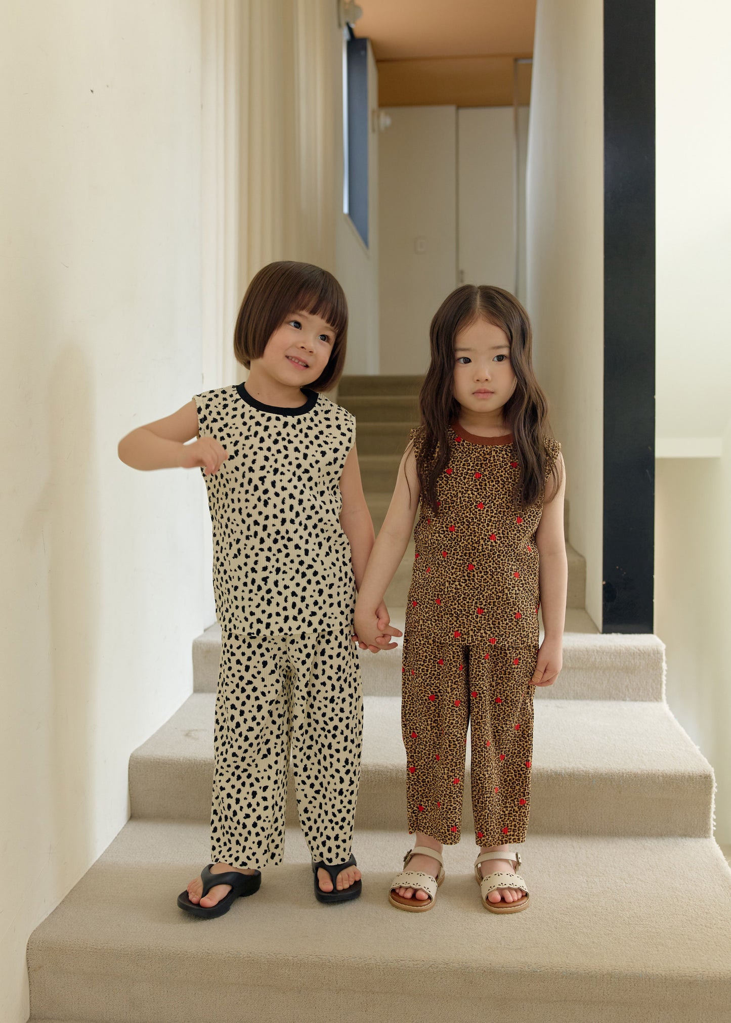 (Pre-order) Daily Bebe Summer - Kids’ Color-Block Pleats Set 배색 플리츠 세트 (8 Colors)