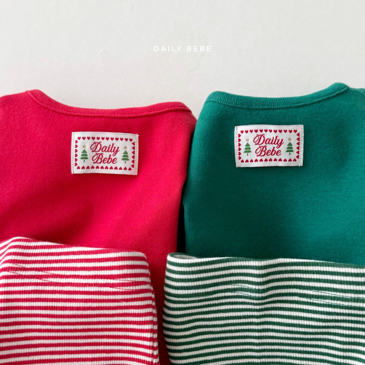 (Pre-order) Daily Bebe Winter- Kids’ Merry Holiday Pajama Set 메리 실내복 (2 Colors)