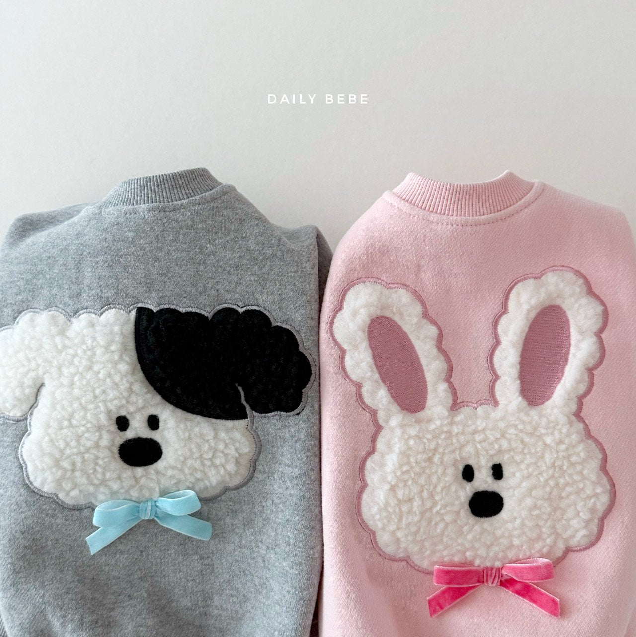 (Pre-order) Daily Bebe Winter - Kids' Fuzzy Ribbon Sweatshirt 뽀글 리본 맨투맨 (2 Colors)