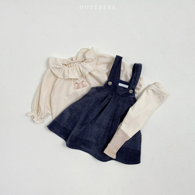 (Pre-order) OOTTBEBE - Madeleine Frill Blouse 마들렌프릴블라우스 (2 Colors)