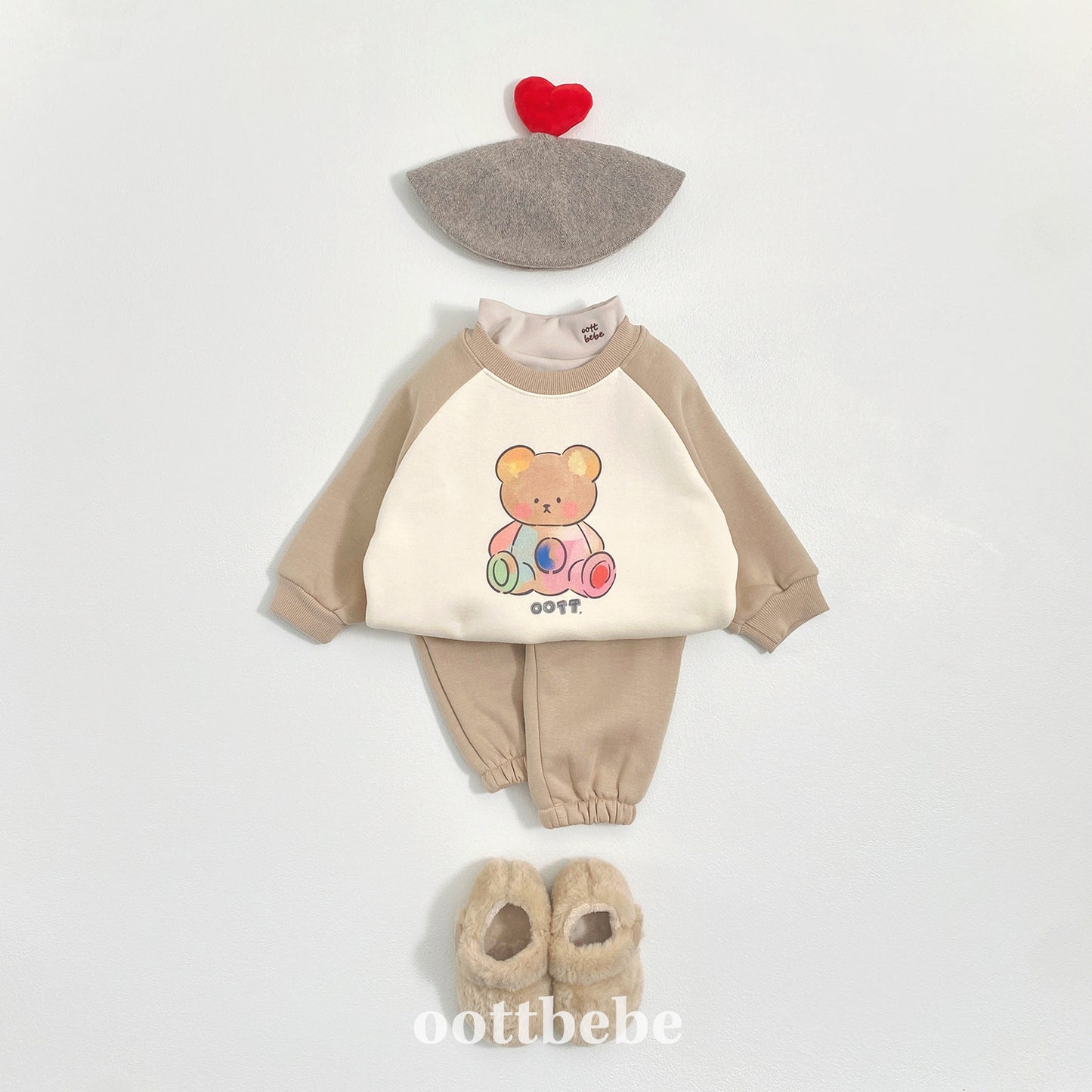 (Pre-order) OOTTBEBE Winter - Watercolor Bear Top & Bottom Set 페인팅오띠상하복 (2 Colors)