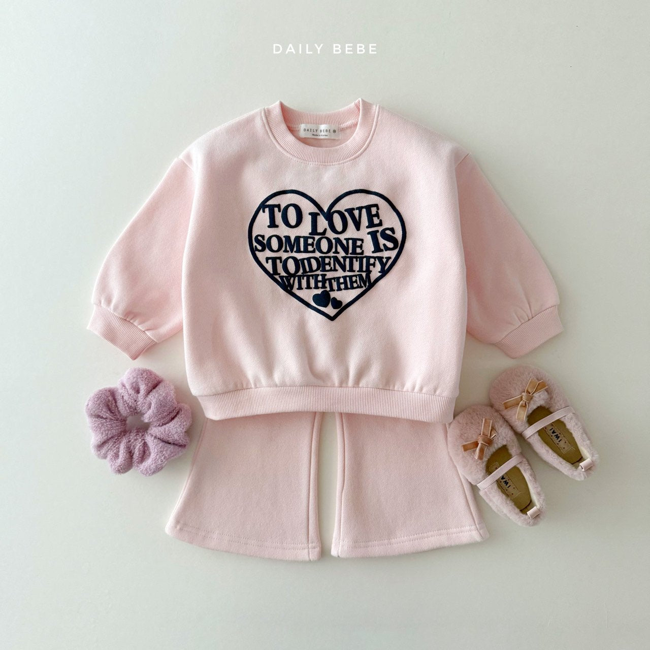 (Pre-order) Daily Bebe Winter - Kids’ Foam Heart Bootcut Top & Bottom Set 발포 부츠컷세트 (4 Colors)