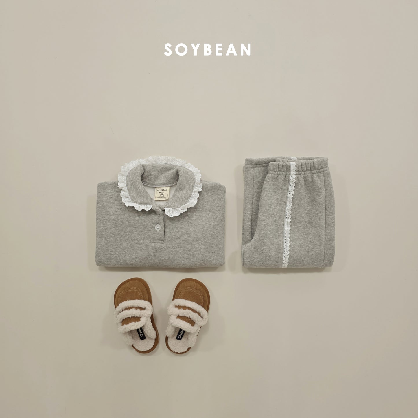 (Pre-order) Soybean Kids Winter - Collar Frill Fleece-Lined Top & Bottom Set 카라프릴양기모상하 (2 Colors)