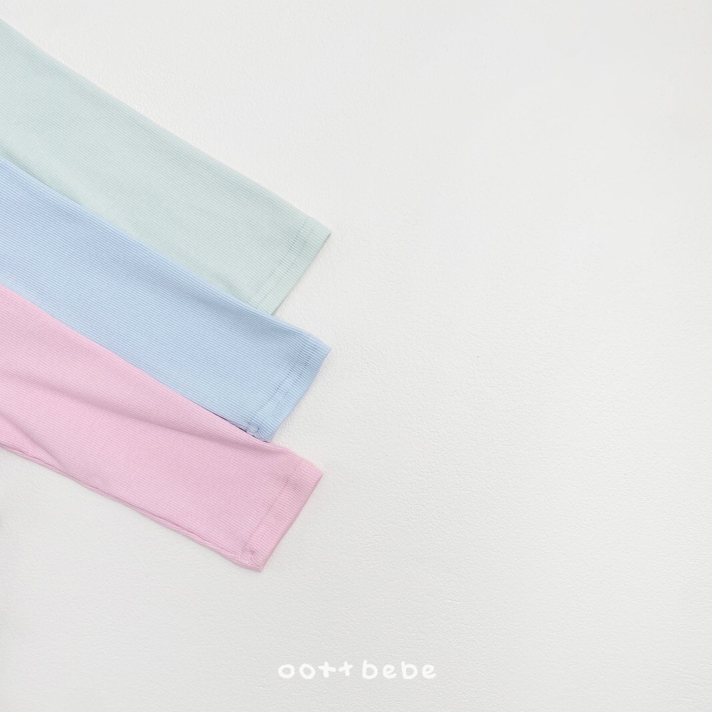 (Pre-order) OOTTBEBE Spring - Picnic Cotton Pajama Set 피크닉실내복 (3 Colors)