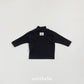 (Pre-order) OOTTBEBE Winter - Classic Turtleneck Tee 클래식폴라티 (2 Colors)