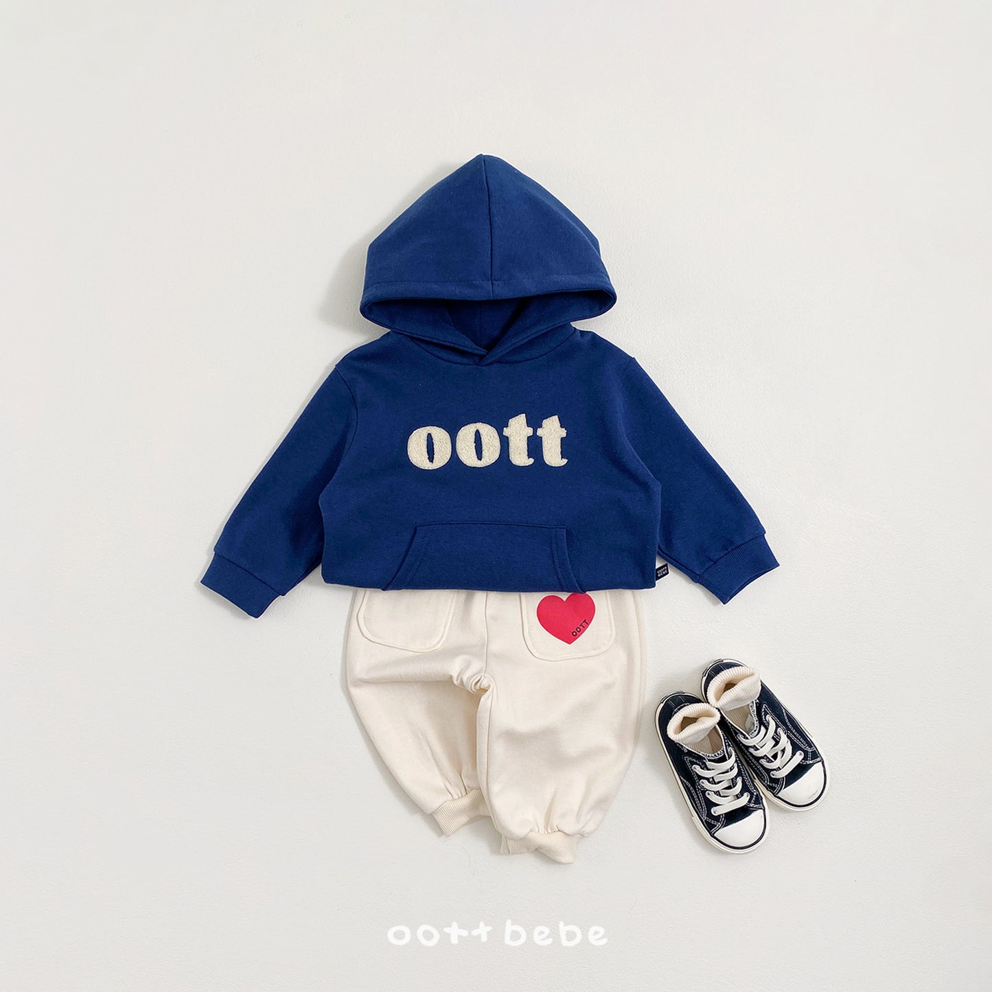 (Pre-order) OOTTBEBE Spring - Bouclé Hoodie 댄디부클후드맨투맨 (2 Colors)