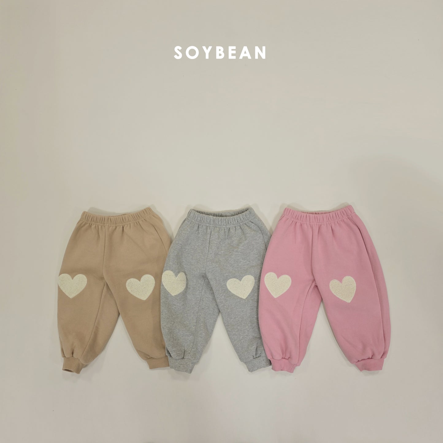 (Pre-order) Soybean Kids Winter - Heart Patch Fleece-Lined Jogger Pants 하트패치조거팬츠 (3 Colors)