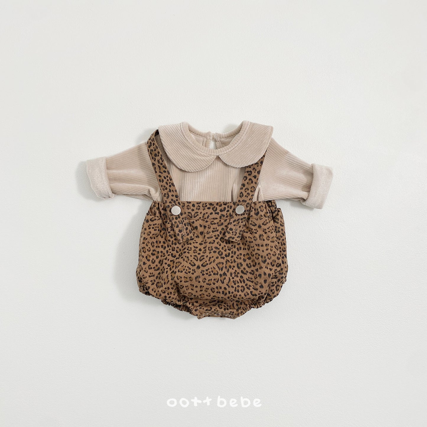 (Pre-order) OOTTBEBE Winter - Mink Collar Tee 밍크카라티셔츠 (3 Colors)
